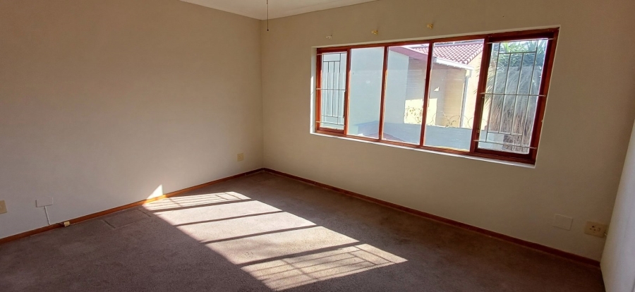 To Let 3 Bedroom Property for Rent in Hospitaalheuwel Free State